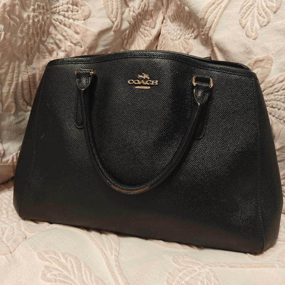 SOLD!   Coach Black Leather Women's Bag